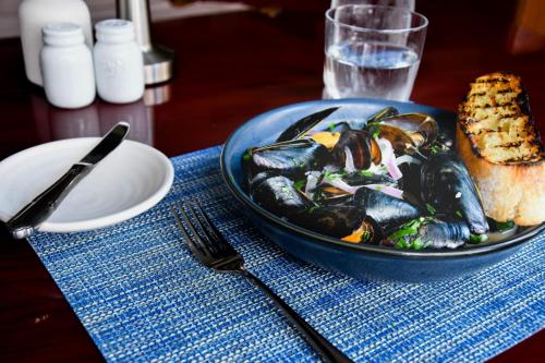 Mussels-in-Sauce